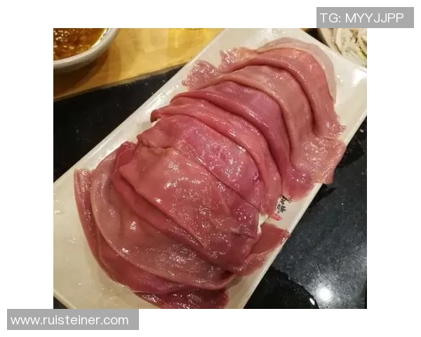 深度对话周敏探讨篮球人生与成长经历的精彩旅程