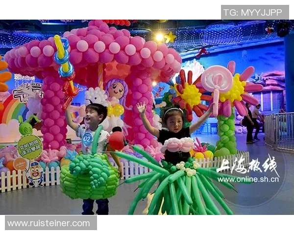 足球明星欢乐时刻气球挑战视频大放送尽享趣味与激情