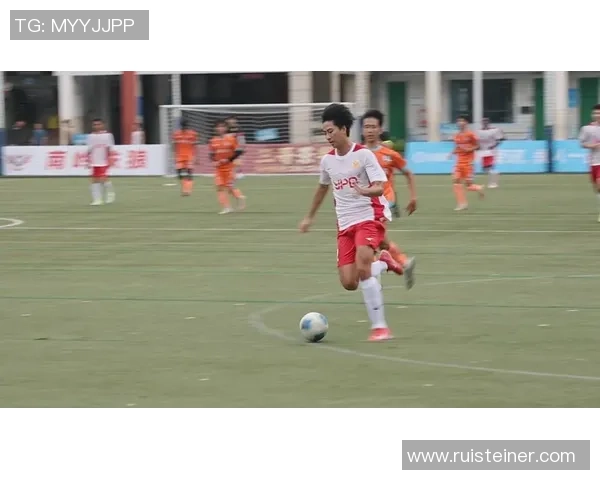 足球明星精彩射门集锦视频展现绝佳技术与瞬间魅力